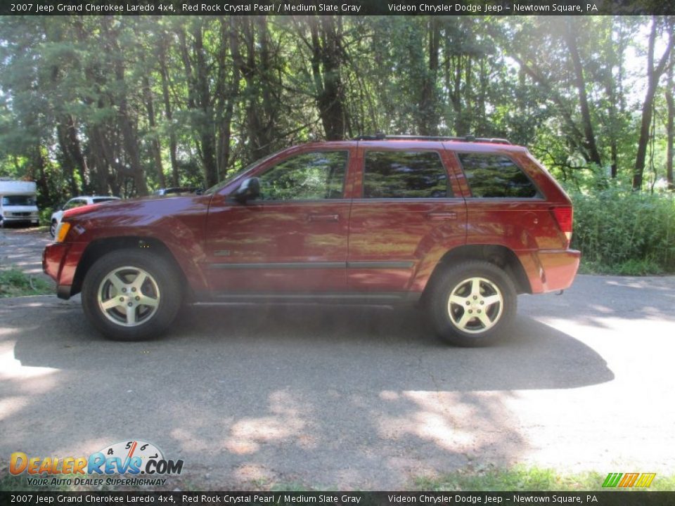2007 Jeep Grand Cherokee Laredo 4x4 Red Rock Crystal Pearl / Medium Slate Gray Photo #4