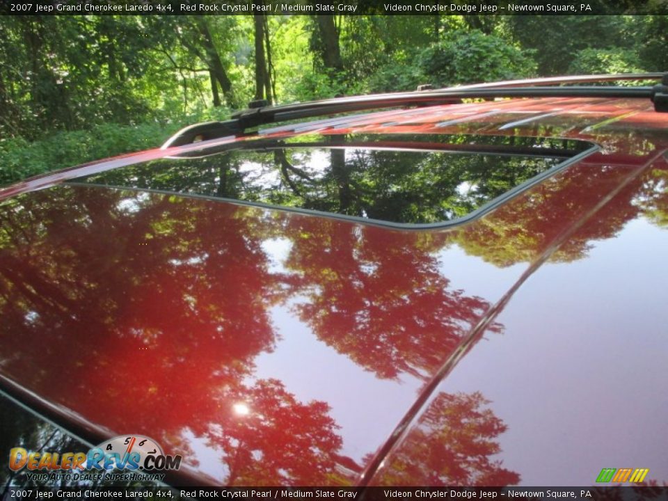 2007 Jeep Grand Cherokee Laredo 4x4 Red Rock Crystal Pearl / Medium Slate Gray Photo #9
