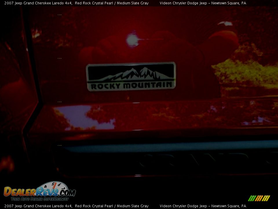 2007 Jeep Grand Cherokee Laredo 4x4 Red Rock Crystal Pearl / Medium Slate Gray Photo #20