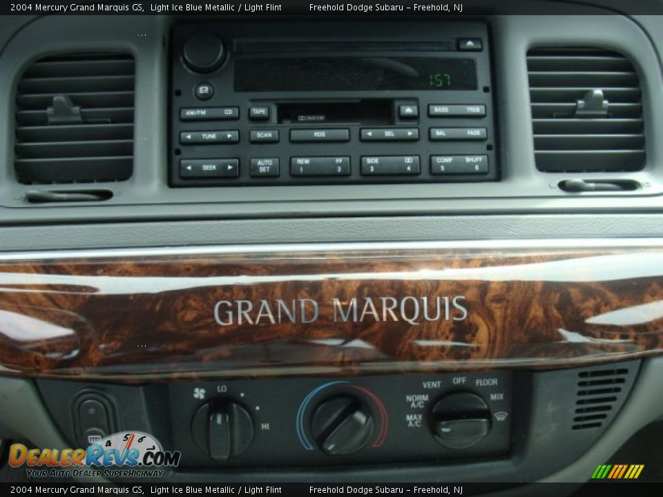 2004 Mercury Grand Marquis GS Light Ice Blue Metallic / Light Flint Photo #21