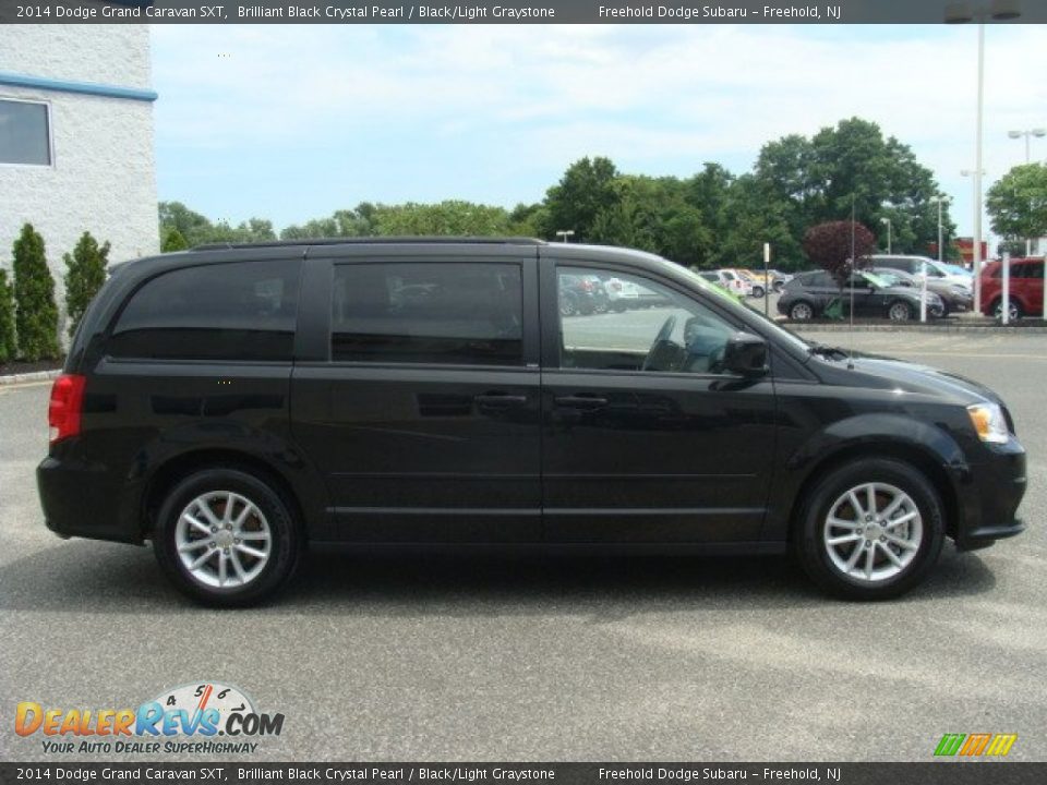 2014 Dodge Grand Caravan SXT Brilliant Black Crystal Pearl / Black/Light Graystone Photo #9