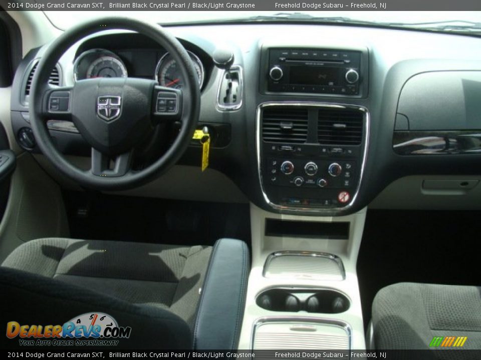 2014 Dodge Grand Caravan SXT Brilliant Black Crystal Pearl / Black/Light Graystone Photo #17