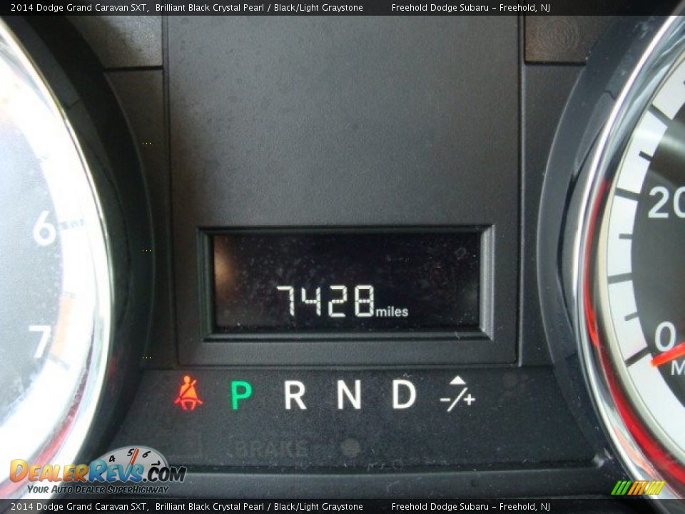 2014 Dodge Grand Caravan SXT Brilliant Black Crystal Pearl / Black/Light Graystone Photo #21