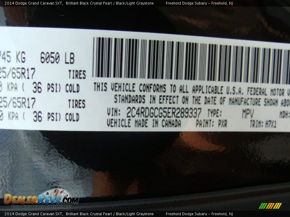 2014 Dodge Grand Caravan SXT Brilliant Black Crystal Pearl / Black/Light Graystone Photo #23