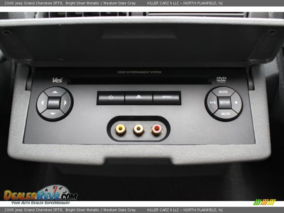 2006 Jeep Grand Cherokee SRT8 Bright Silver Metallic / Medium Slate Gray Photo #28