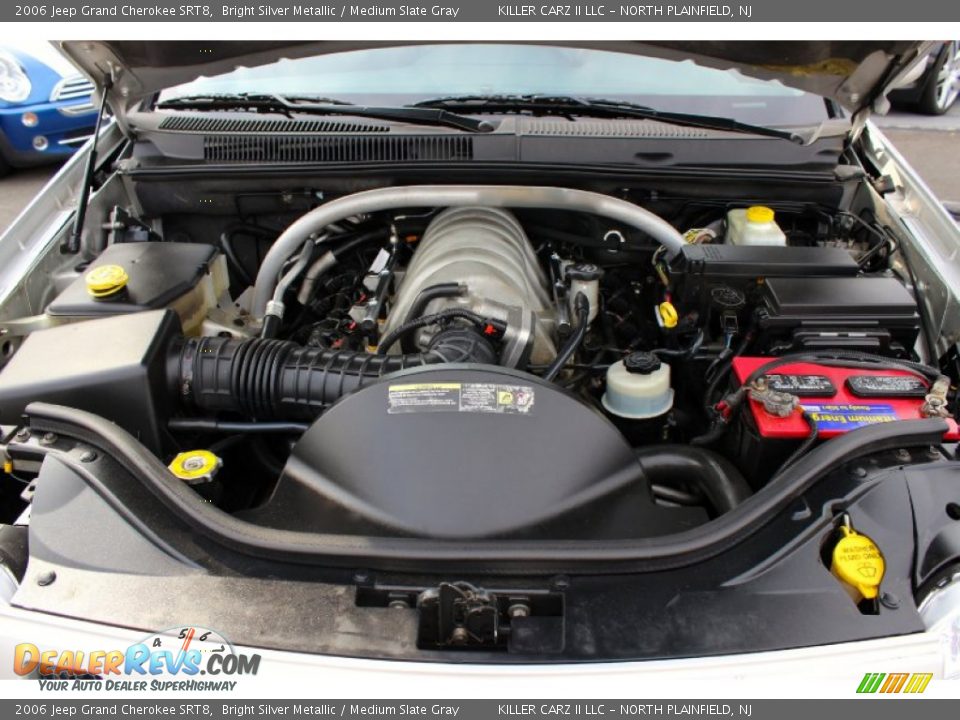 2006 Jeep Grand Cherokee SRT8 Bright Silver Metallic / Medium Slate Gray Photo #32