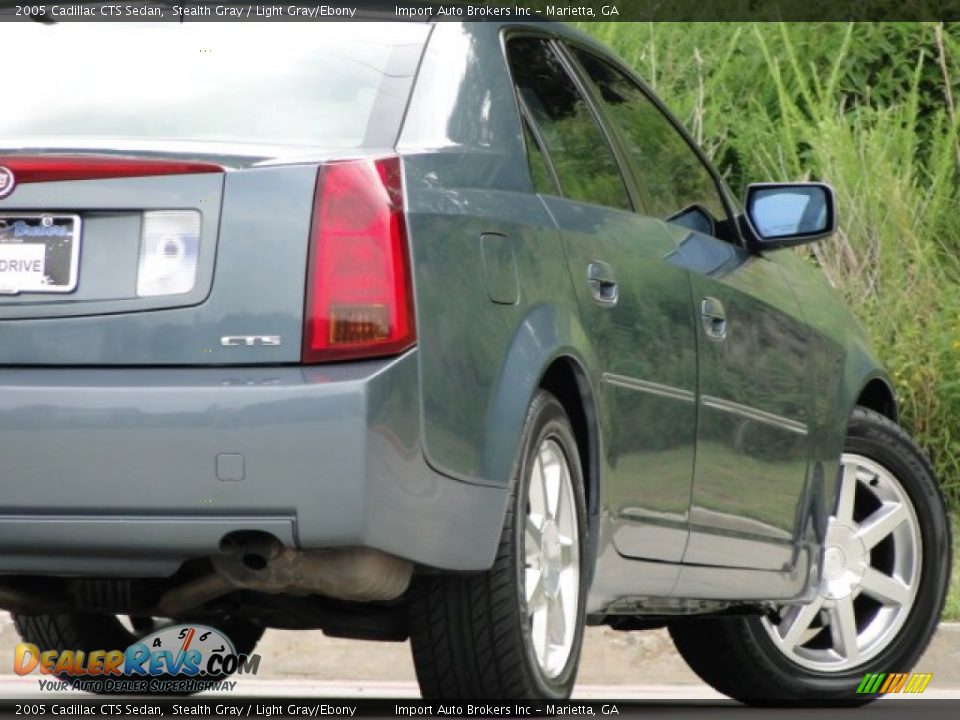 2005 Cadillac CTS Sedan Stealth Gray / Light Gray/Ebony Photo #30