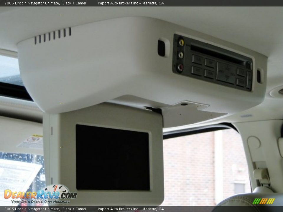 2006 Lincoln Navigator Ultimate Black / Camel Photo #20