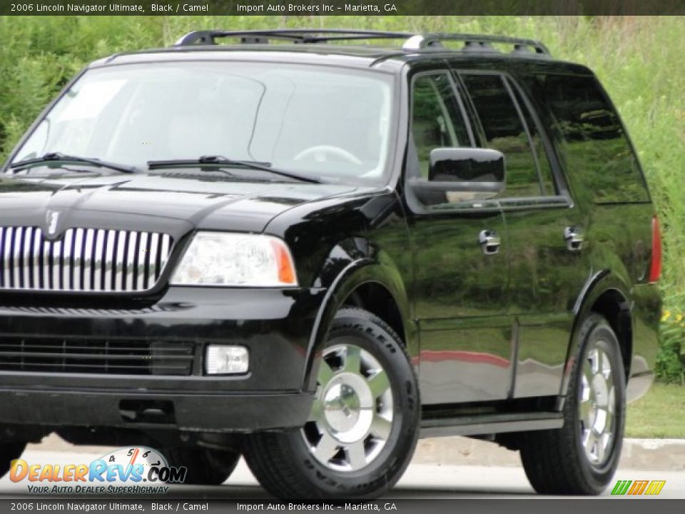 2006 Lincoln Navigator Ultimate Black / Camel Photo #33