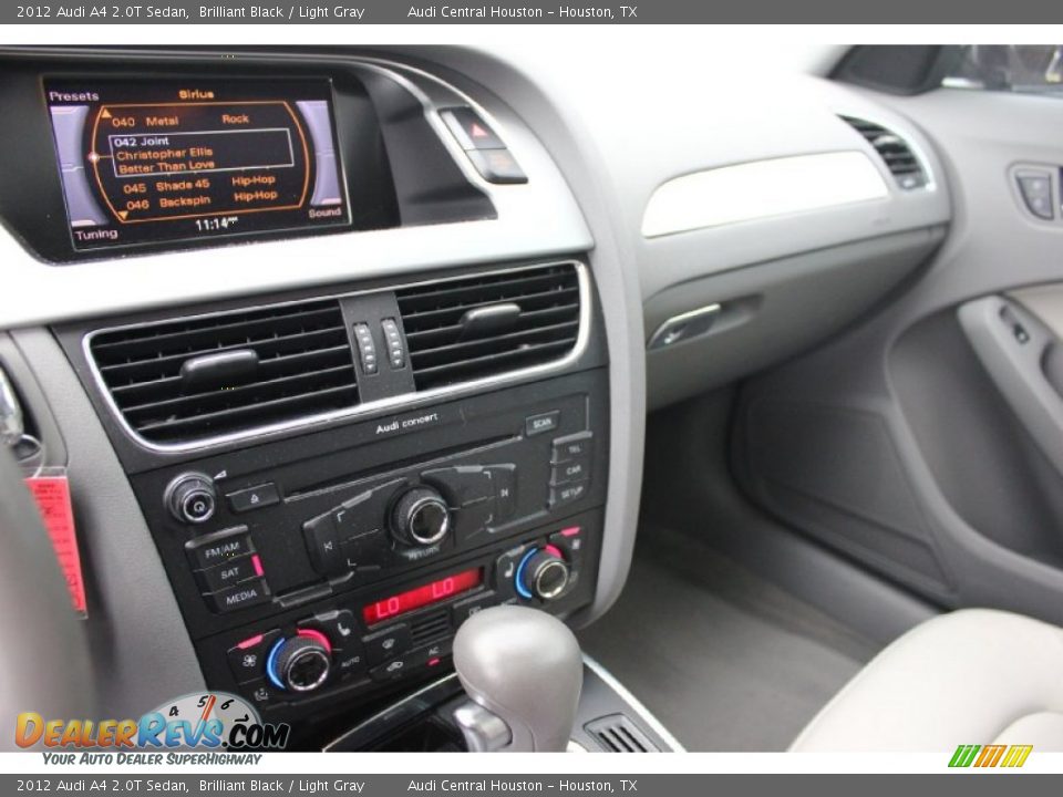 2012 Audi A4 2.0T Sedan Brilliant Black / Light Gray Photo #17