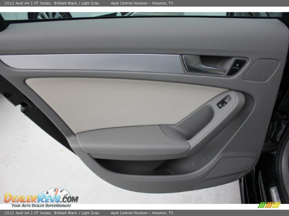 2012 Audi A4 2.0T Sedan Brilliant Black / Light Gray Photo #28