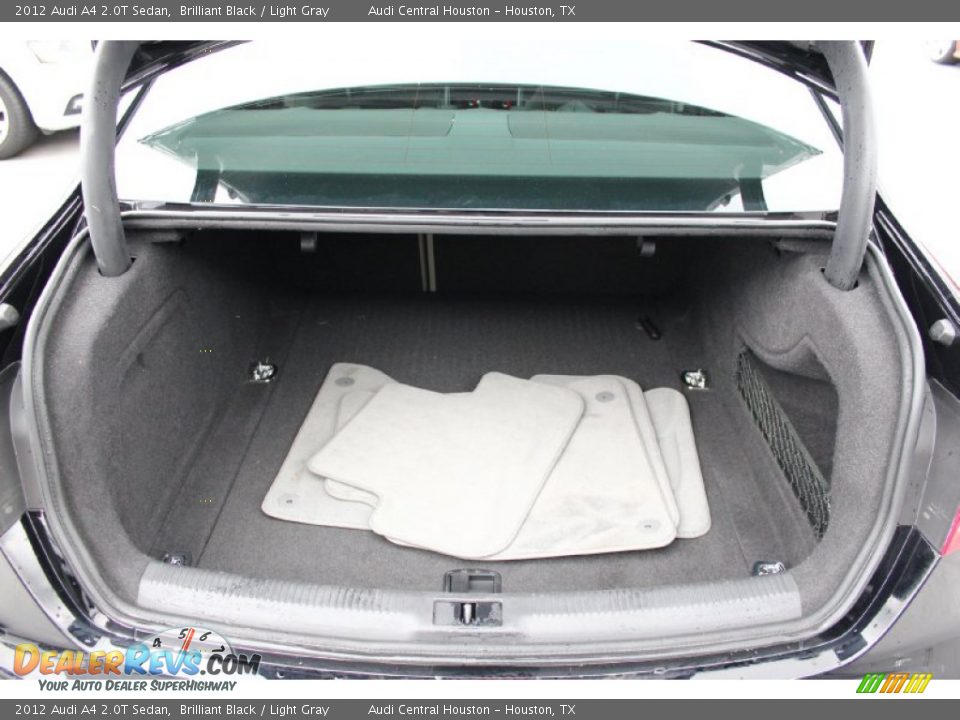 2012 Audi A4 2.0T Sedan Brilliant Black / Light Gray Photo #33