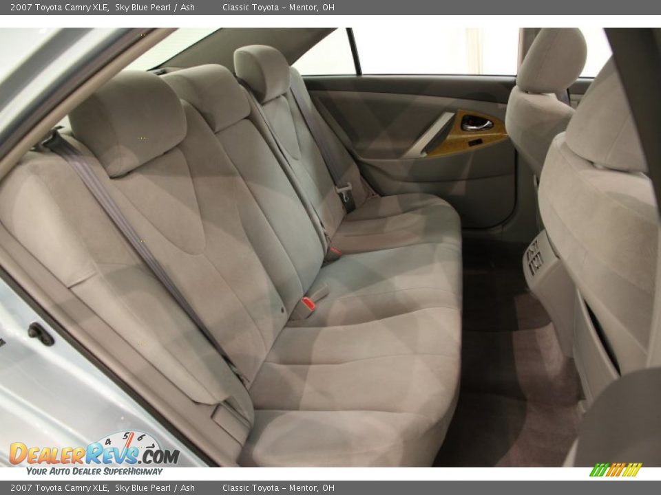 2007 Toyota Camry XLE Sky Blue Pearl / Ash Photo #13