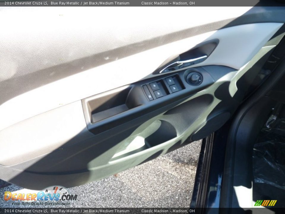 2014 Chevrolet Cruze LS Blue Ray Metallic / Jet Black/Medium Titanium Photo #3