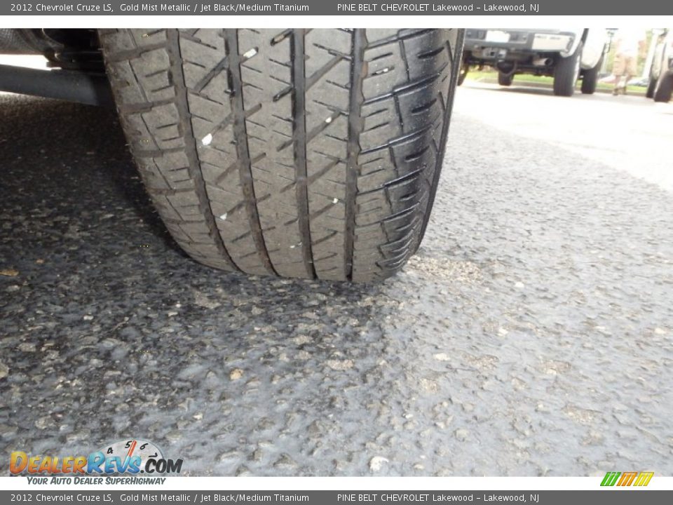 2012 Chevrolet Cruze LS Gold Mist Metallic / Jet Black/Medium Titanium Photo #23