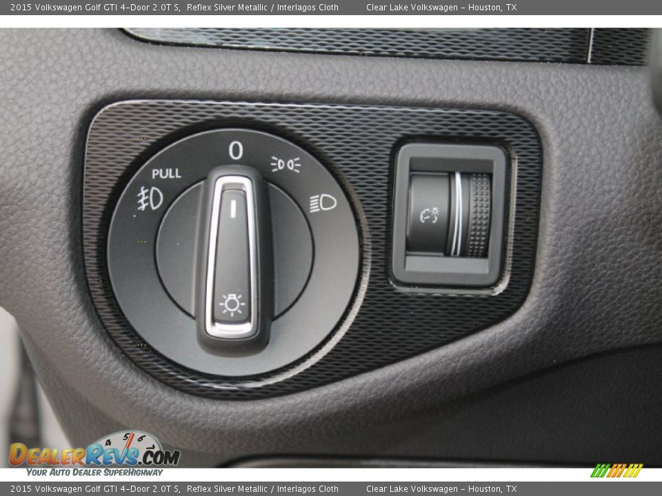 Controls of 2015 Volkswagen Golf GTI 4-Door 2.0T S Photo #16