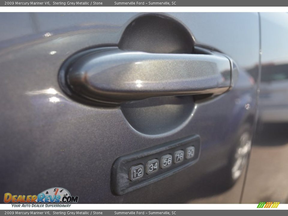 2009 Mercury Mariner V6 Sterling Grey Metallic / Stone Photo #10