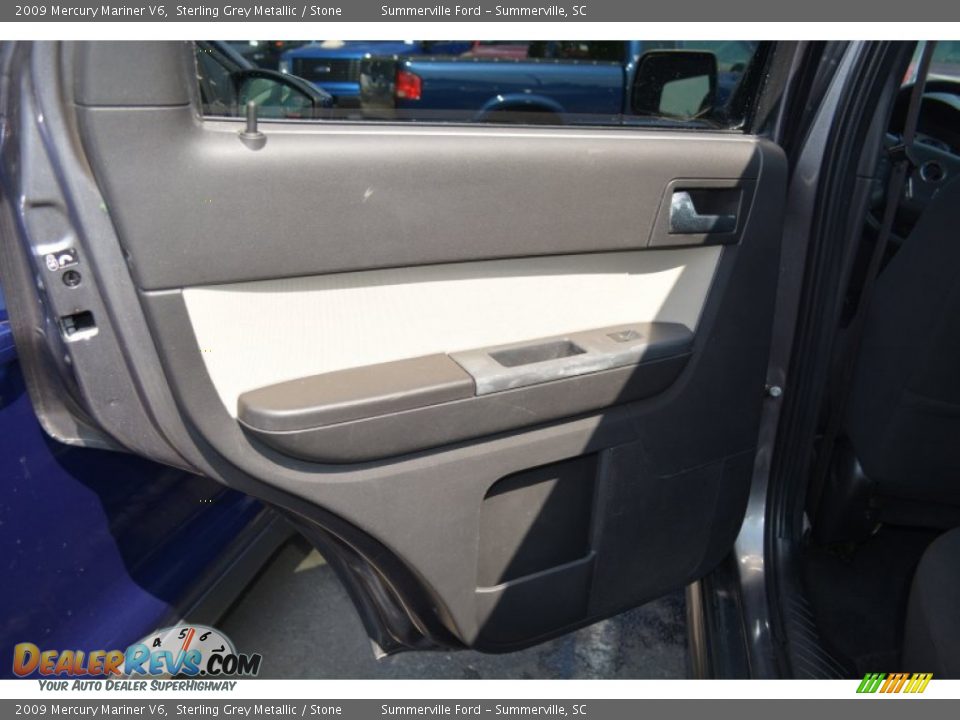 2009 Mercury Mariner V6 Sterling Grey Metallic / Stone Photo #17