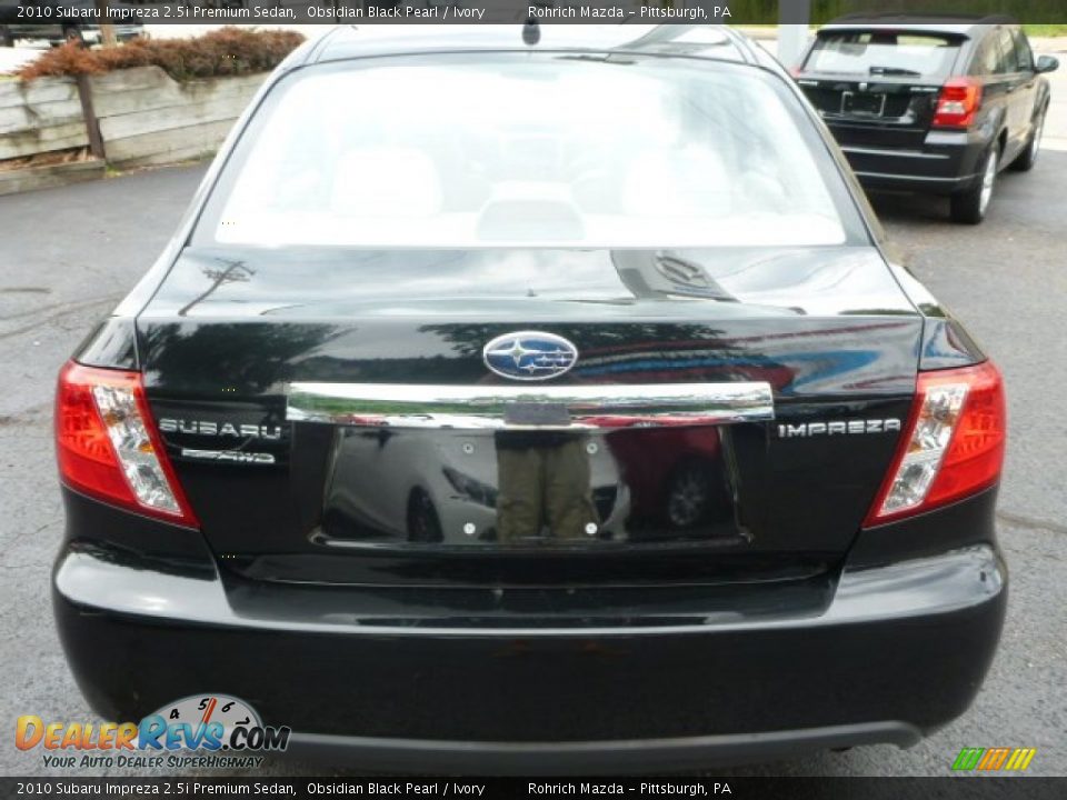 2010 Subaru Impreza 2.5i Premium Sedan Obsidian Black Pearl / Ivory Photo #11