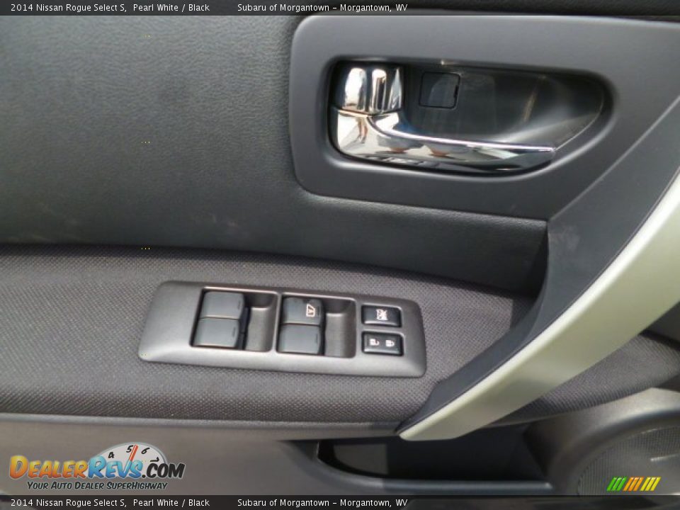 2014 Nissan Rogue Select S Pearl White / Black Photo #17