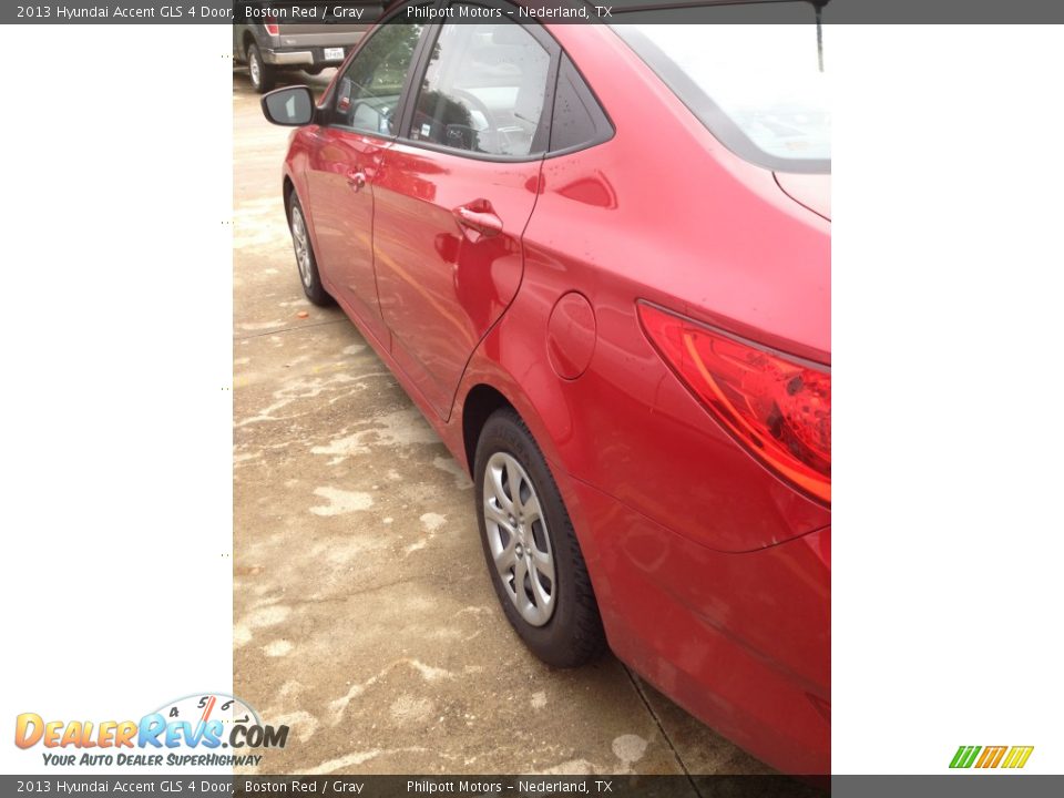 2013 Hyundai Accent GLS 4 Door Boston Red / Gray Photo #1
