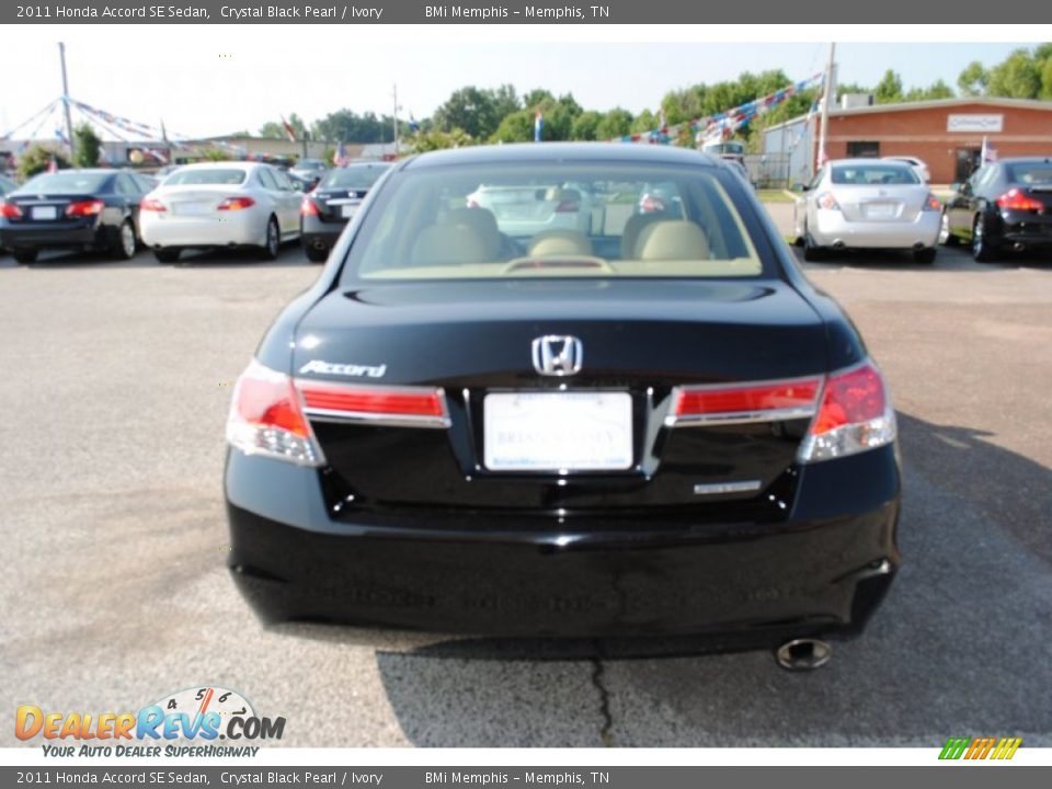 2011 Honda Accord SE Sedan Crystal Black Pearl / Ivory Photo #4