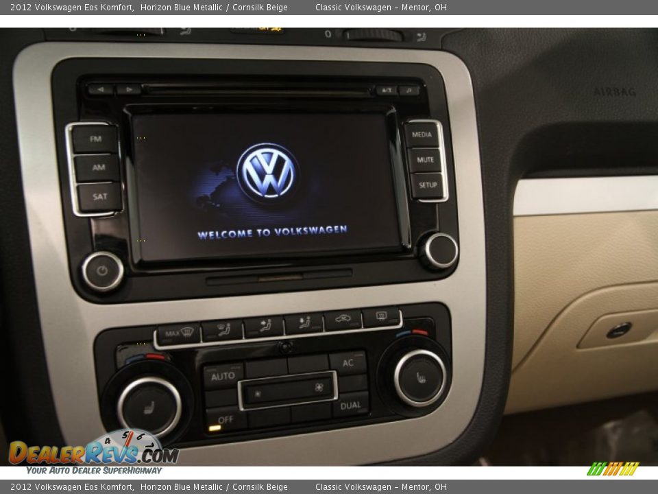 Controls of 2012 Volkswagen Eos Komfort Photo #12