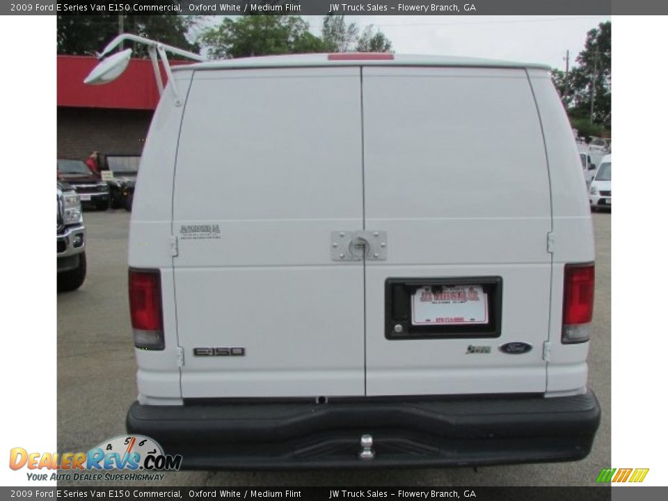 2009 Ford E Series Van E150 Commercial Oxford White / Medium Flint Photo #6