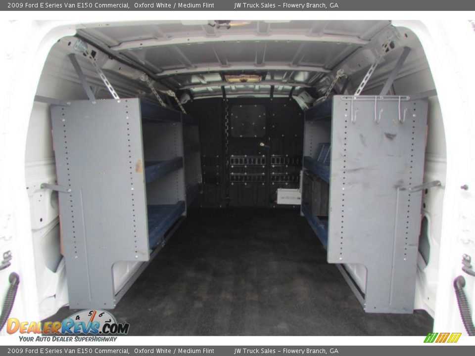 2009 Ford E Series Van E150 Commercial Oxford White / Medium Flint Photo #13