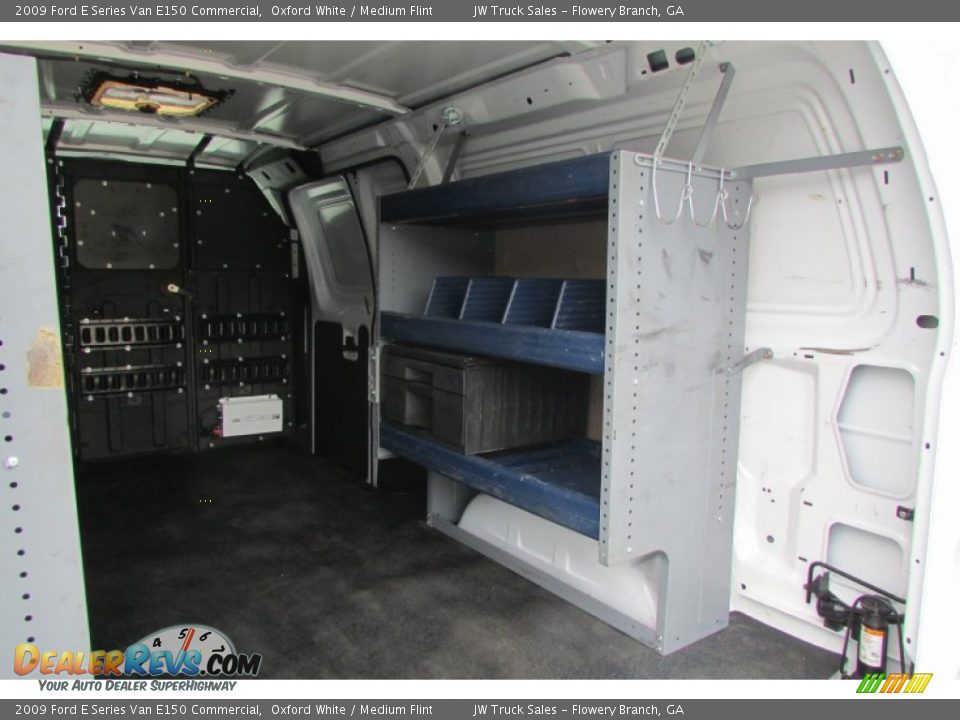2009 Ford E Series Van E150 Commercial Oxford White / Medium Flint Photo #15