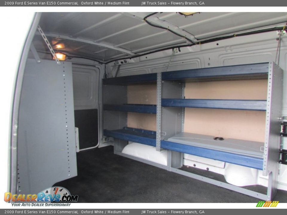 2009 Ford E Series Van E150 Commercial Oxford White / Medium Flint Photo #20