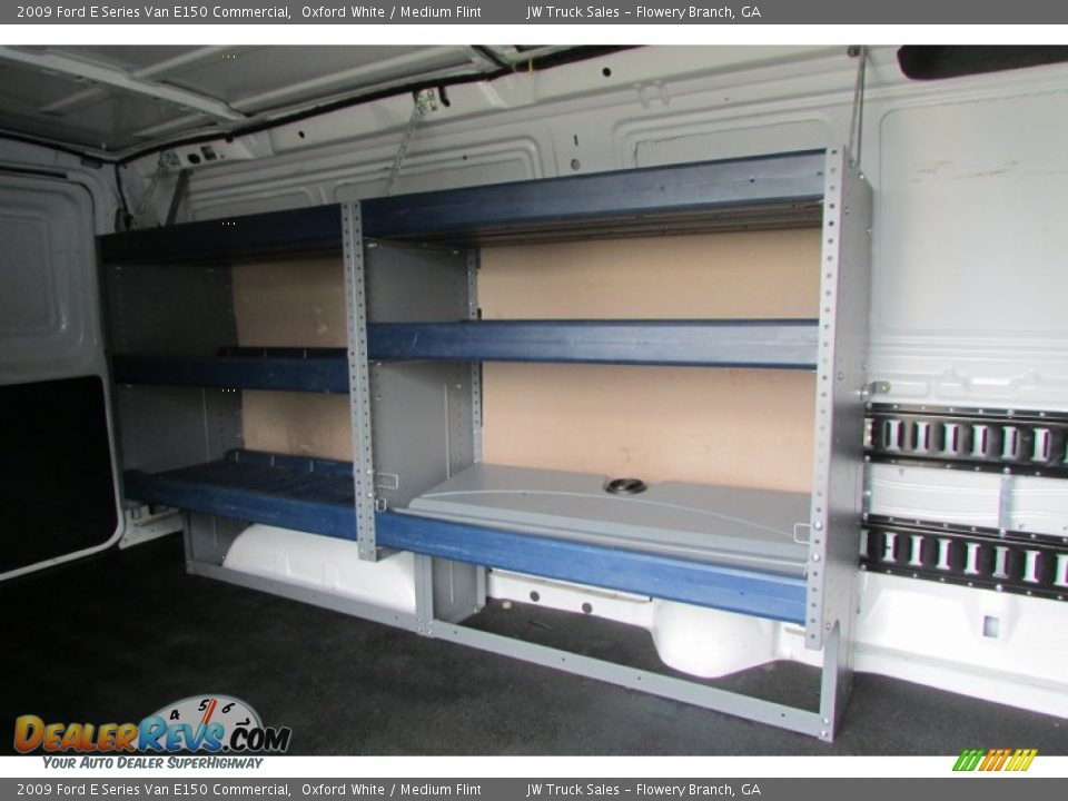 2009 Ford E Series Van E150 Commercial Oxford White / Medium Flint Photo #21