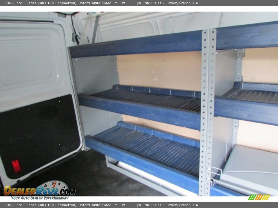 2009 Ford E Series Van E150 Commercial Oxford White / Medium Flint Photo #22