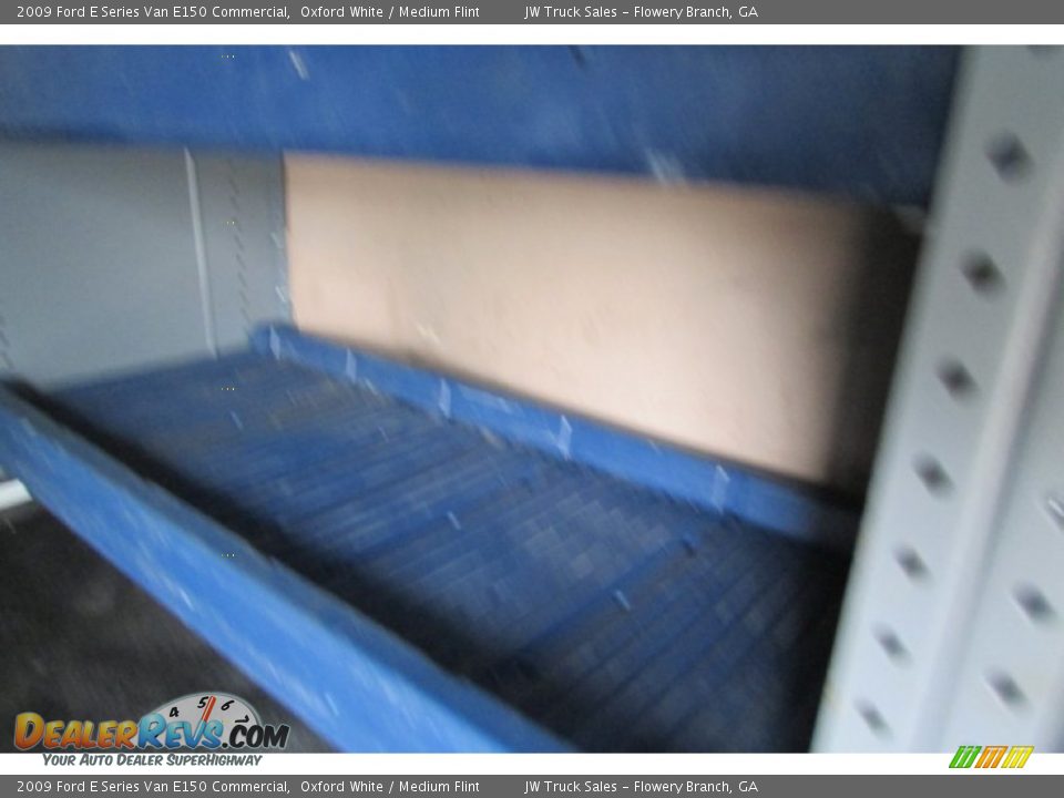 2009 Ford E Series Van E150 Commercial Oxford White / Medium Flint Photo #25
