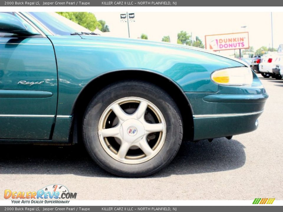 2000 Buick Regal LS Jasper Green Pearl / Taupe Photo #11
