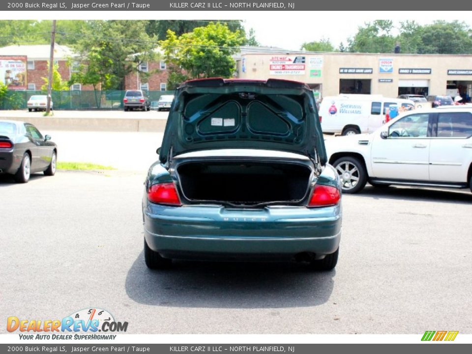 2000 Buick Regal LS Jasper Green Pearl / Taupe Photo #24