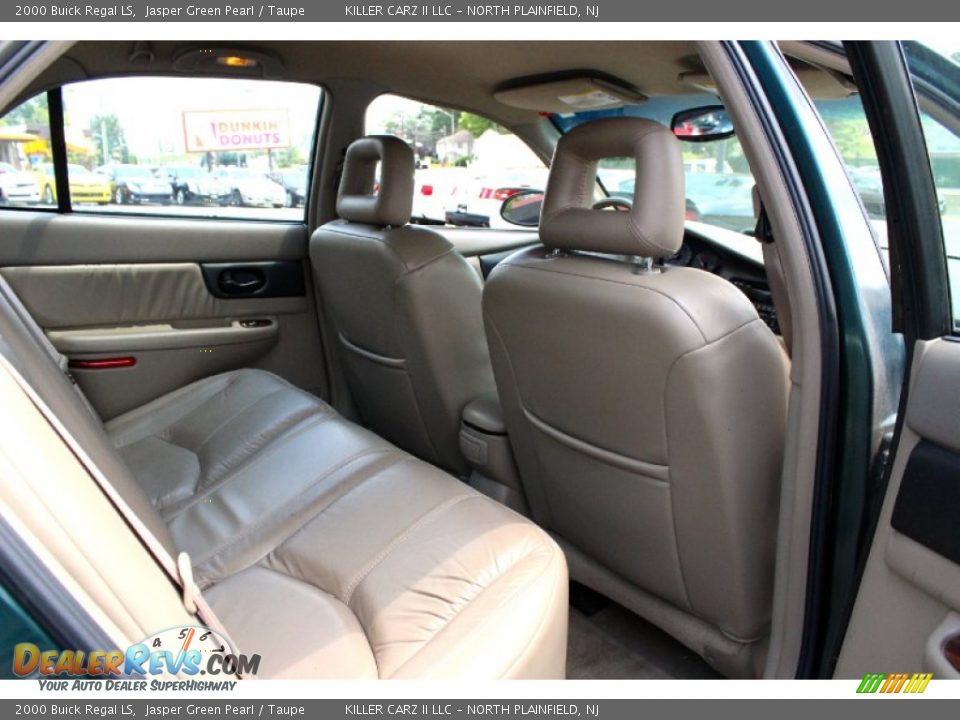 2000 Buick Regal LS Jasper Green Pearl / Taupe Photo #29