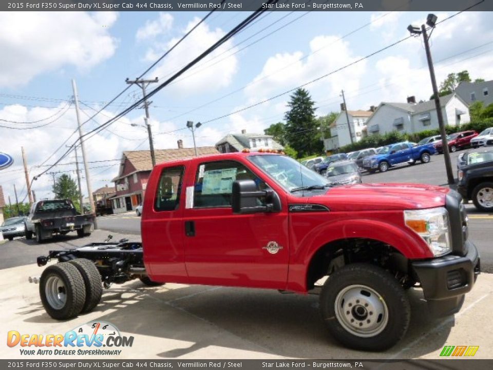 2015 Ford F350 Super Duty XL Super Cab 4x4 Chassis Vermillion Red / Steel Photo #4