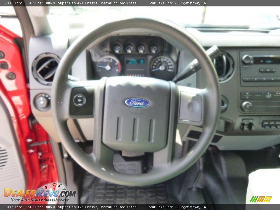 2015 Ford F350 Super Duty XL Super Cab 4x4 Chassis Steering Wheel Photo #18