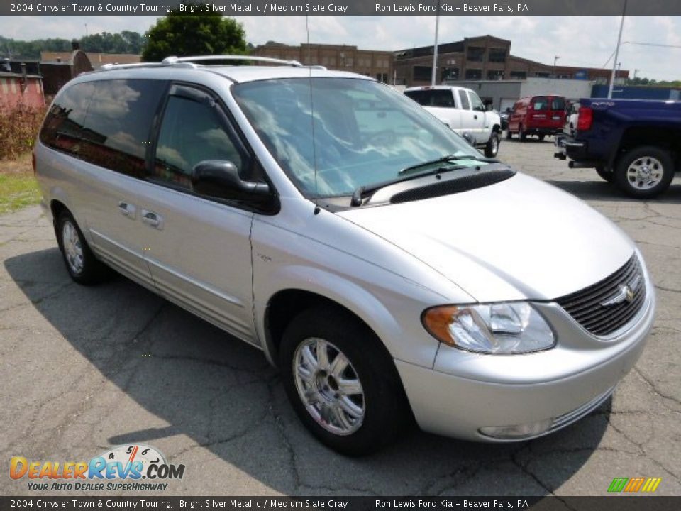 2004 Chrysler Town & Country Touring Bright Silver Metallic / Medium Slate Gray Photo #2