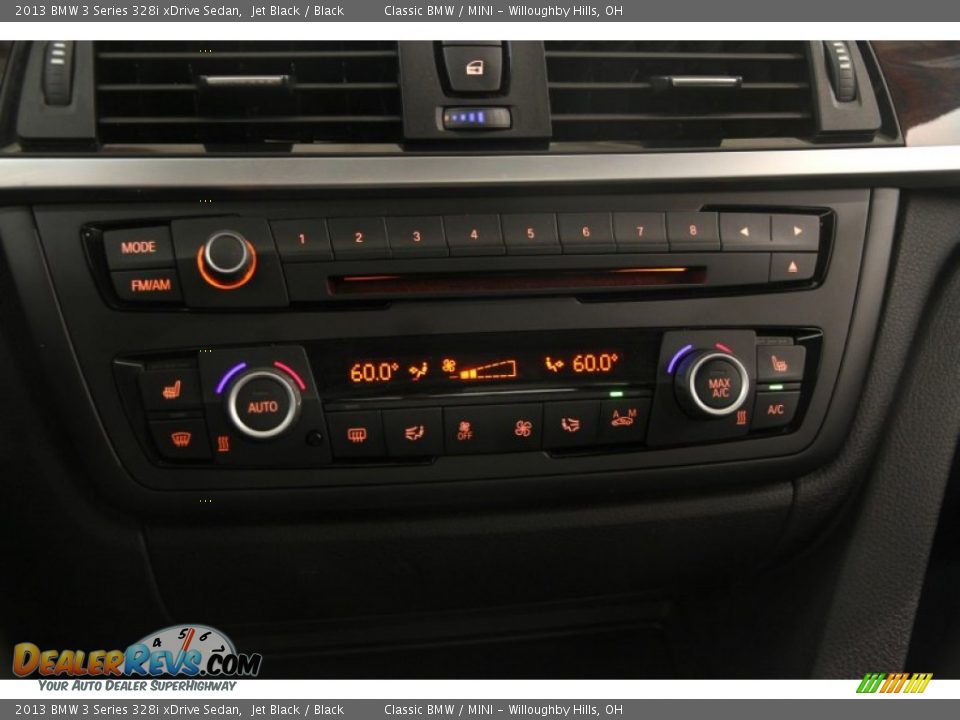 Controls of 2013 BMW 3 Series 328i xDrive Sedan Photo #10