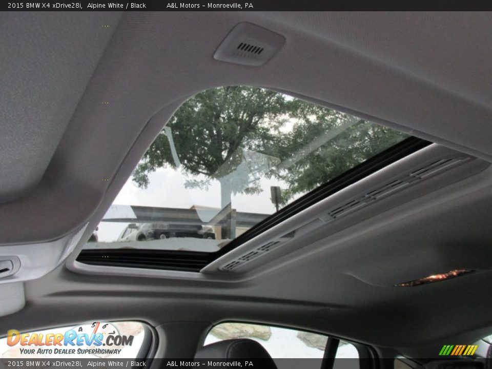 Sunroof of 2015 BMW X4 xDrive28i Photo #11