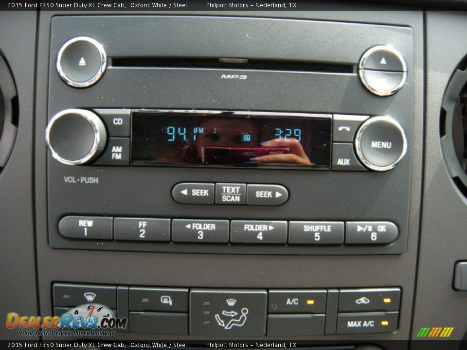 2015 Ford F350 Super Duty XL Crew Cab Oxford White / Steel Photo #26