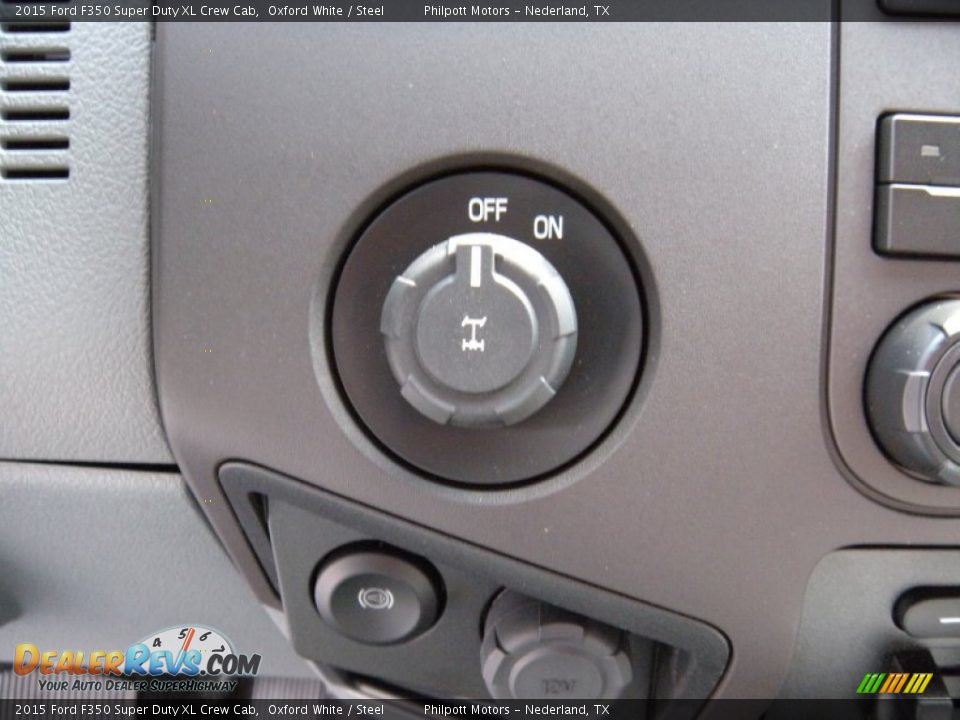 2015 Ford F350 Super Duty XL Crew Cab Oxford White / Steel Photo #29