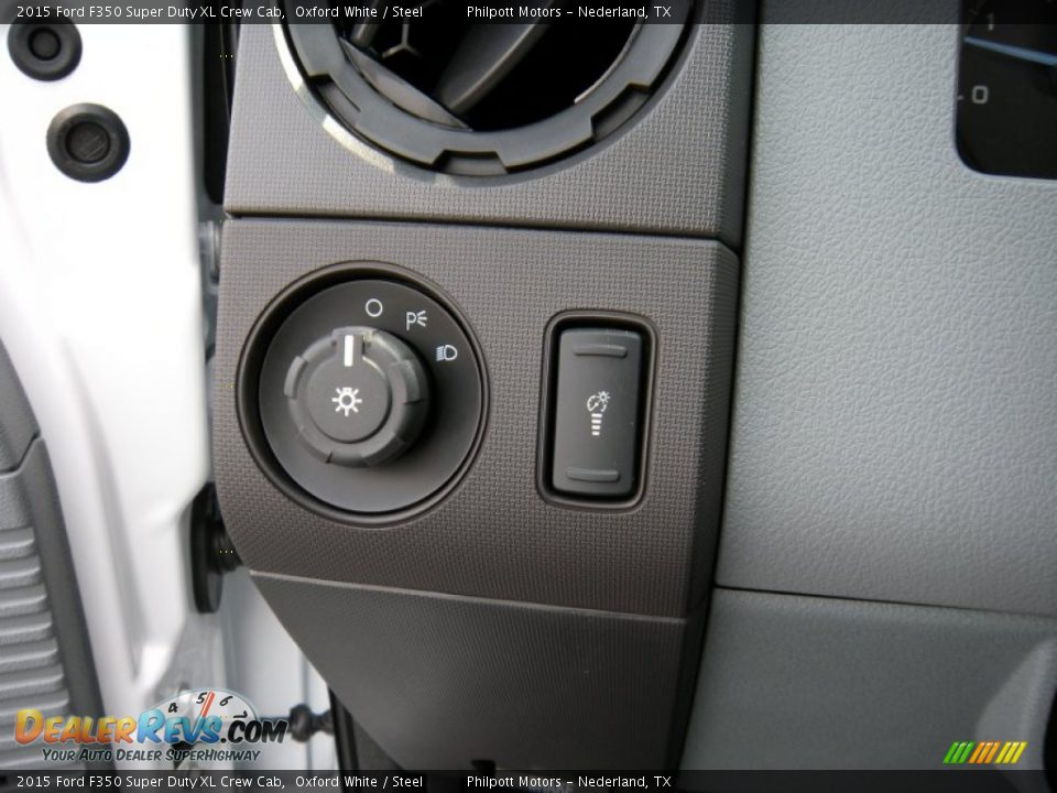 2015 Ford F350 Super Duty XL Crew Cab Oxford White / Steel Photo #32
