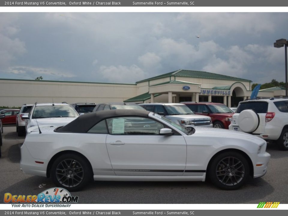 2014 Ford Mustang V6 Convertible Oxford White / Charcoal Black Photo #2