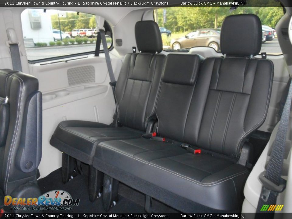 2011 Chrysler Town & Country Touring - L Sapphire Crystal Metallic / Black/Light Graystone Photo #18