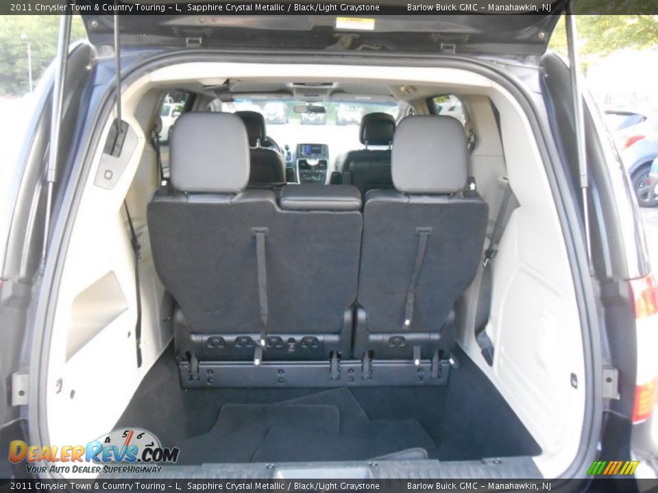2011 Chrysler Town & Country Touring - L Sapphire Crystal Metallic / Black/Light Graystone Photo #19
