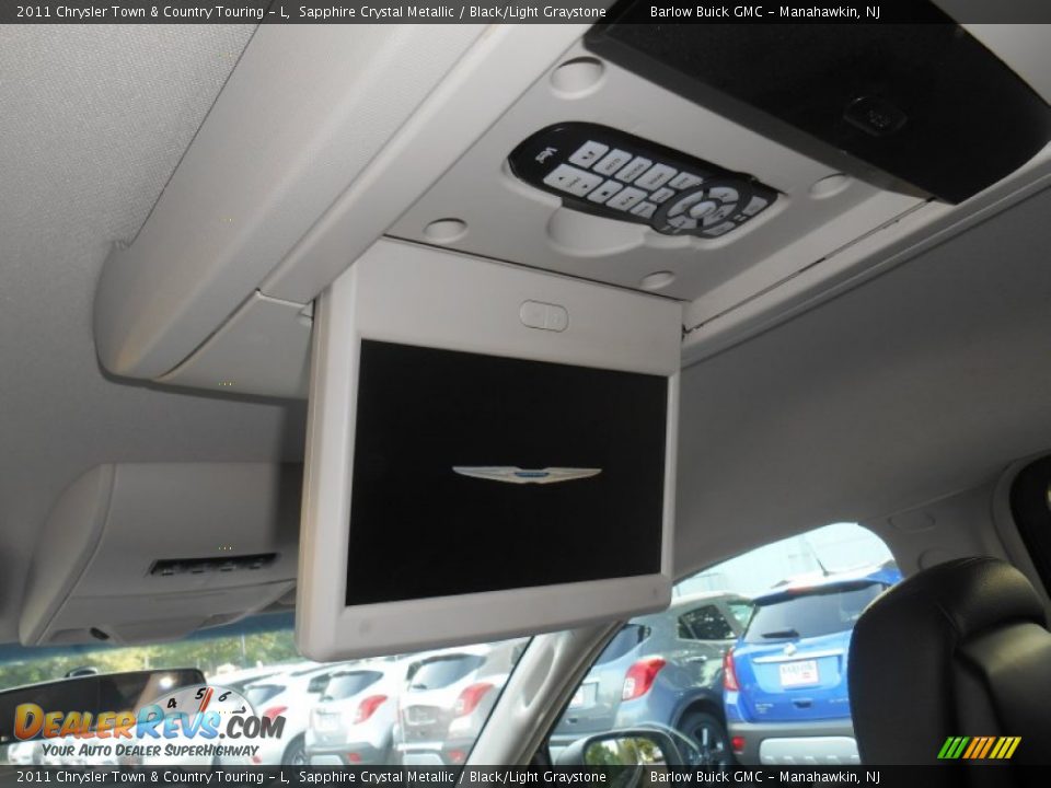 2011 Chrysler Town & Country Touring - L Sapphire Crystal Metallic / Black/Light Graystone Photo #32