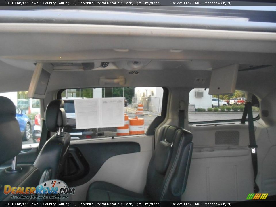 2011 Chrysler Town & Country Touring - L Sapphire Crystal Metallic / Black/Light Graystone Photo #33